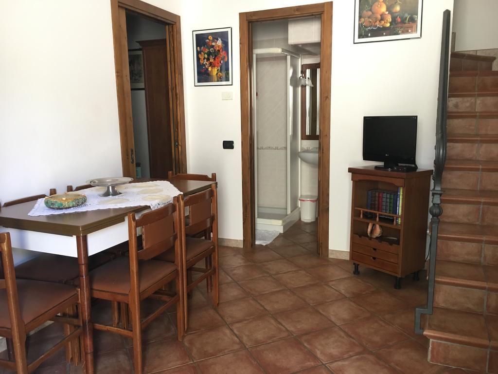 Appartamenti E Camere Il Poggio Di D'Angeli Lidia Auditore Ngoại thất bức ảnh