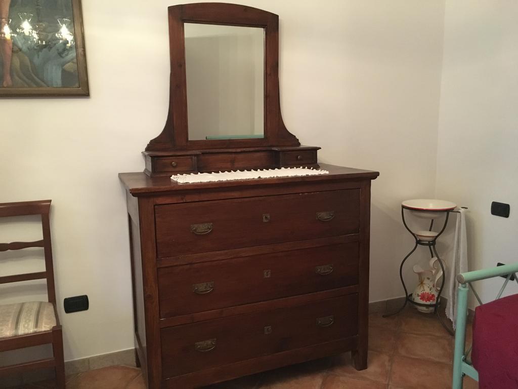 Appartamenti E Camere Il Poggio Di D'Angeli Lidia Auditore Ngoại thất bức ảnh