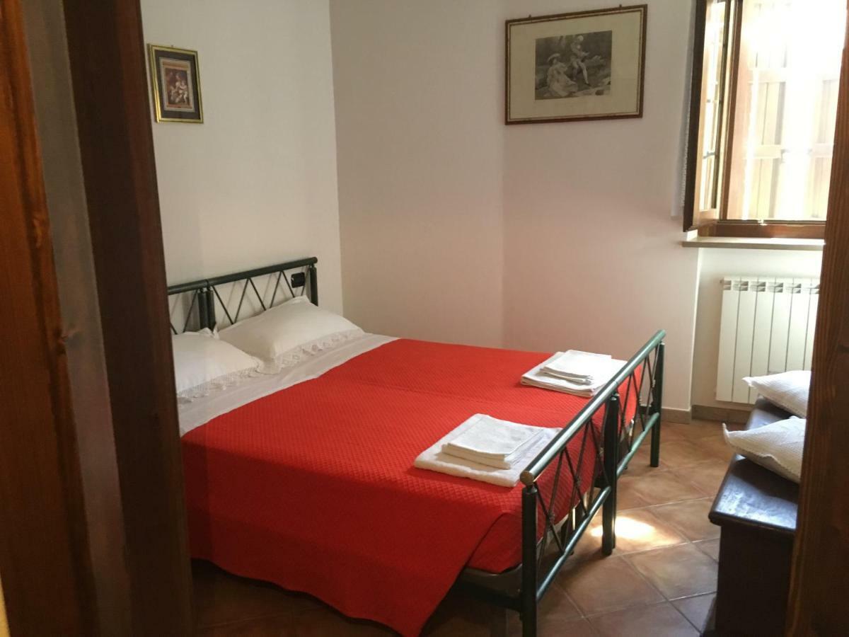 Appartamenti E Camere Il Poggio Di D'Angeli Lidia Auditore Ngoại thất bức ảnh