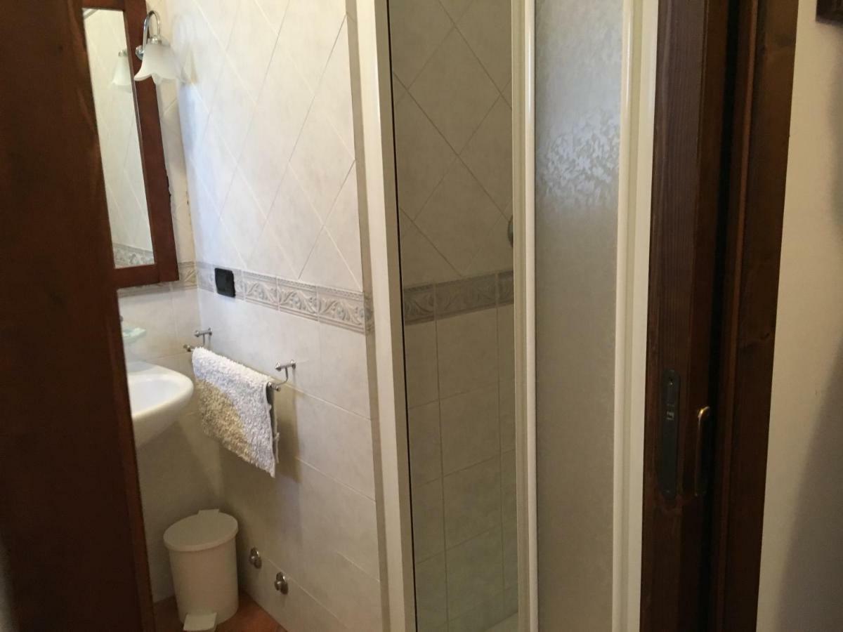 Appartamenti E Camere Il Poggio Di D'Angeli Lidia Auditore Ngoại thất bức ảnh
